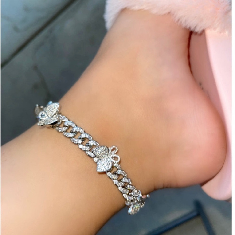 Silver butterfly Anklet 9inch - Picture 2 of 4